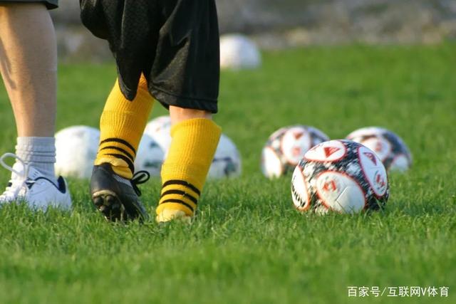 C罗成功踏上980球新台阶
